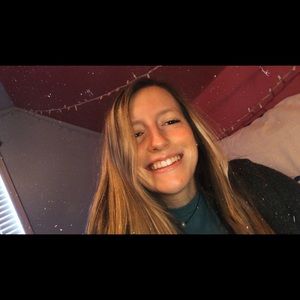 Meet your Posher, Madi